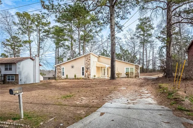 $154,950 | 7300 Buck Creek Drive, Fairburn, GA 30213