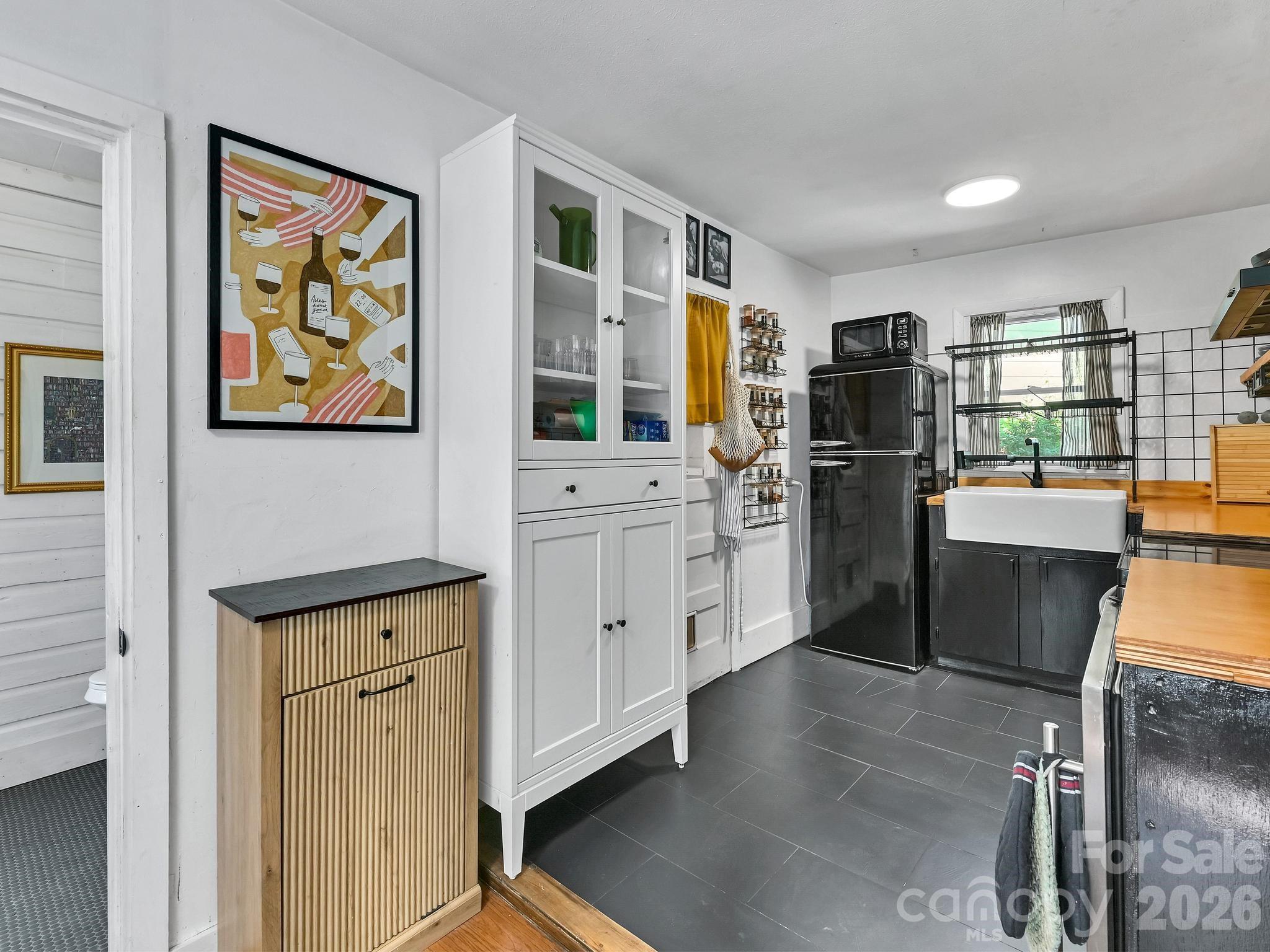 24 Chatham Road Asheville, NC 28804 - Photo 8 of 34