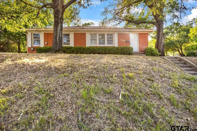 $169,900 | 837 South Palmer Avenue, Tyler, TX 75701