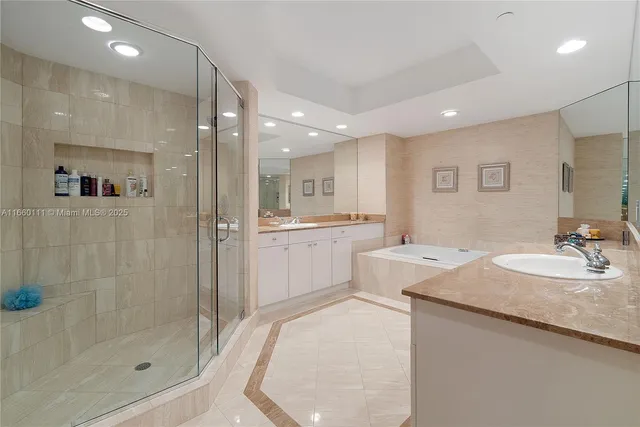 $8,000 | 21050 Point Place, Unit 2702, Aventura, FL 33180