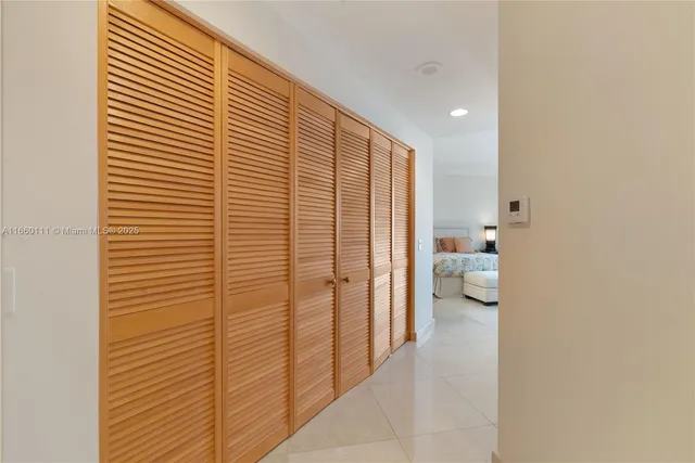 $8,000 | 21050 Point Place, Unit 2702, Aventura, FL 33180