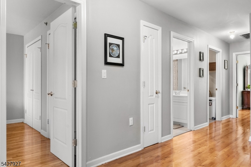 30 Federal Hill Road, Unit 13 Pompton Lakes, NJ 07442 - Photo 14 of 27