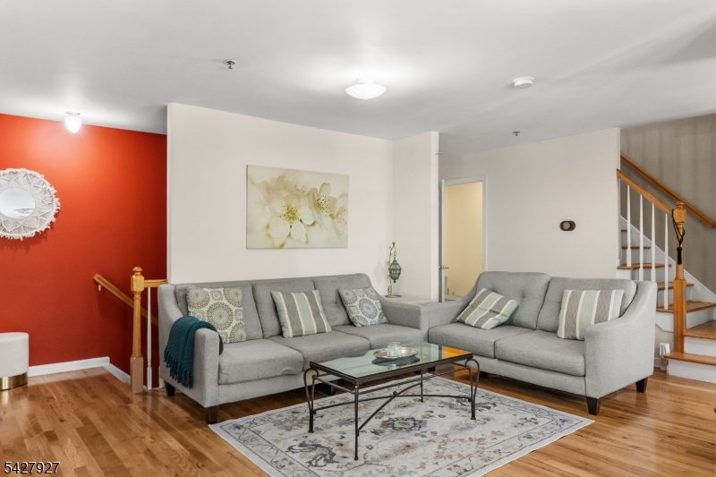 30 Federal Hill Road, Unit 13 Pompton Lakes, NJ 07442 - Photo 4 of 27