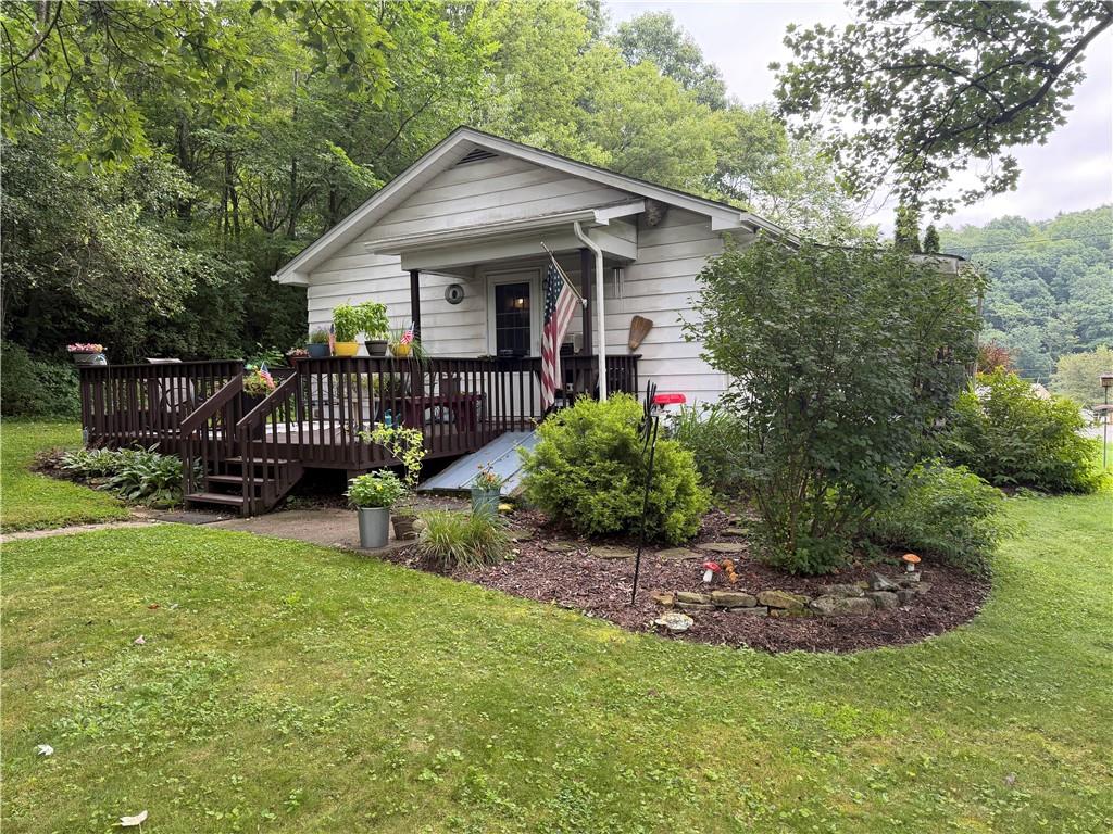 1048 Parkwood Road Indiana, PA 15701 - Photo 2 of 25 Gallery Image 2