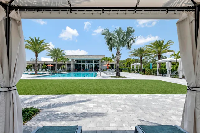 $2,200 | 5032 Grandiflora Road, Palm Beach Gardens, FL 33418