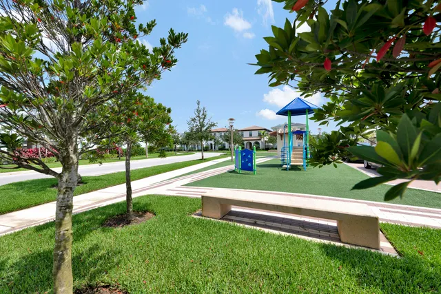 $2,200 | 5032 Grandiflora Road, Palm Beach Gardens, FL 33418