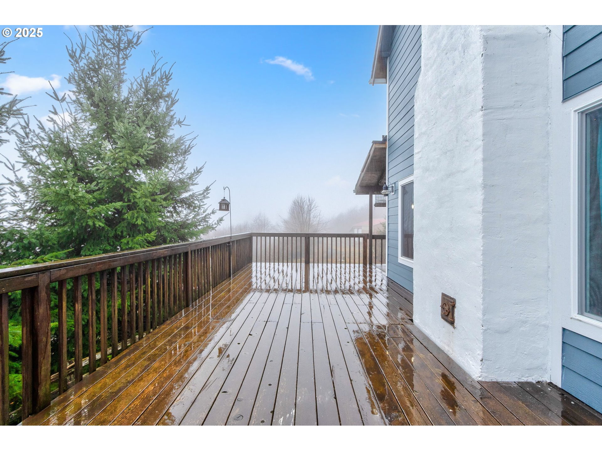 43907 Northeast Columbia Tie Road Amboy, WA 98601 - Photo 25 of 42 a view of balcony with wooden floor