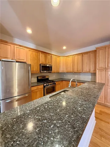 $4,500 | 1 Wayland Avenue, Unit 316N, Providence, RI 02906