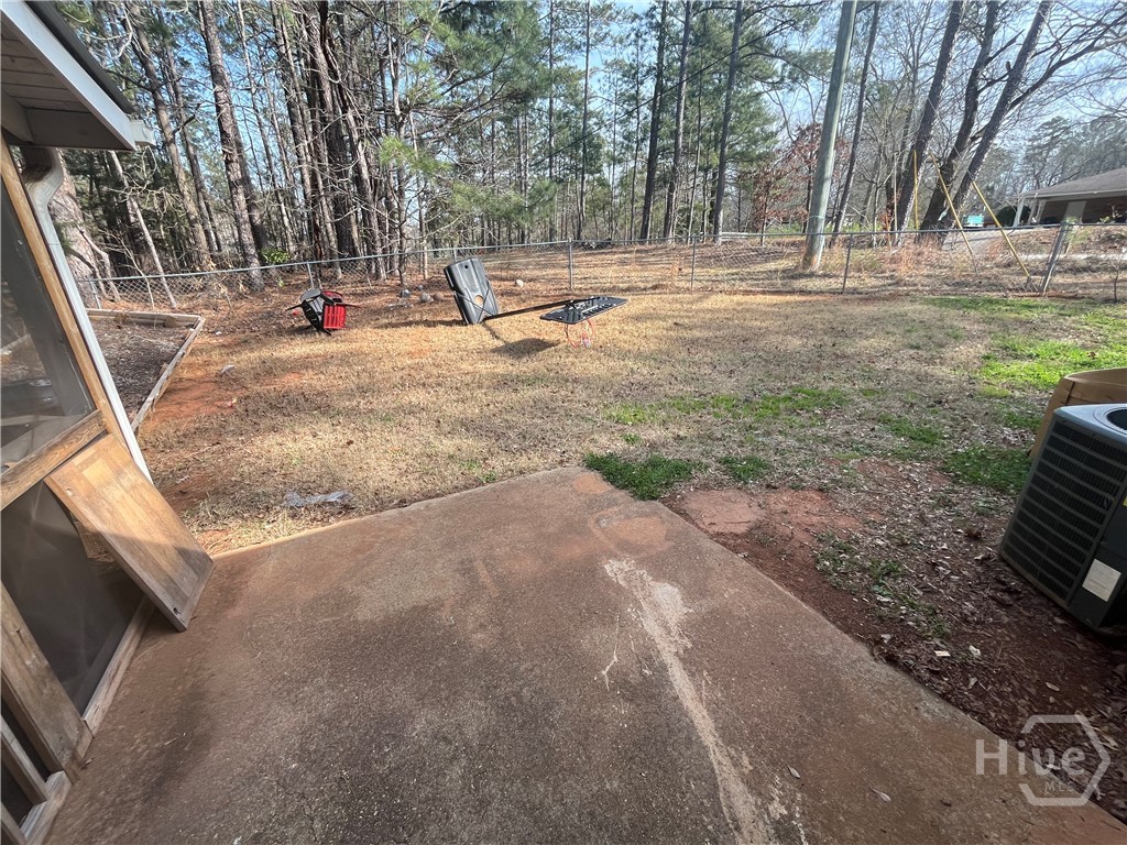 577 Rustwood Drive Athens, GA 30606 - Photo 11 of 14