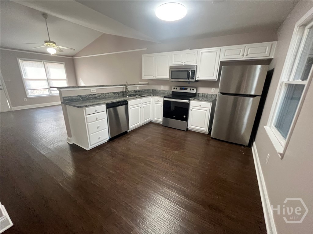 577 Rustwood Drive Athens, GA 30606 - Photo 2 of 14