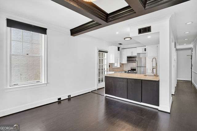 2840 Peachtree Road Northwest, Unit 408 Atlanta, GA 30305 - Photo 3 of 28