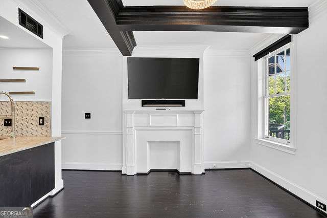 2840 Peachtree Road Northwest, Unit 408 Atlanta, GA 30305 - Photo 5 of 28