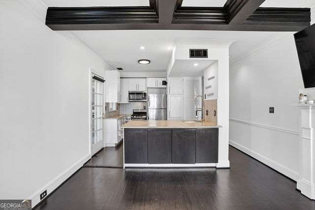 2840 Peachtree Road Northwest, Unit 408 Atlanta, GA 30305 - Photo 7 of 28