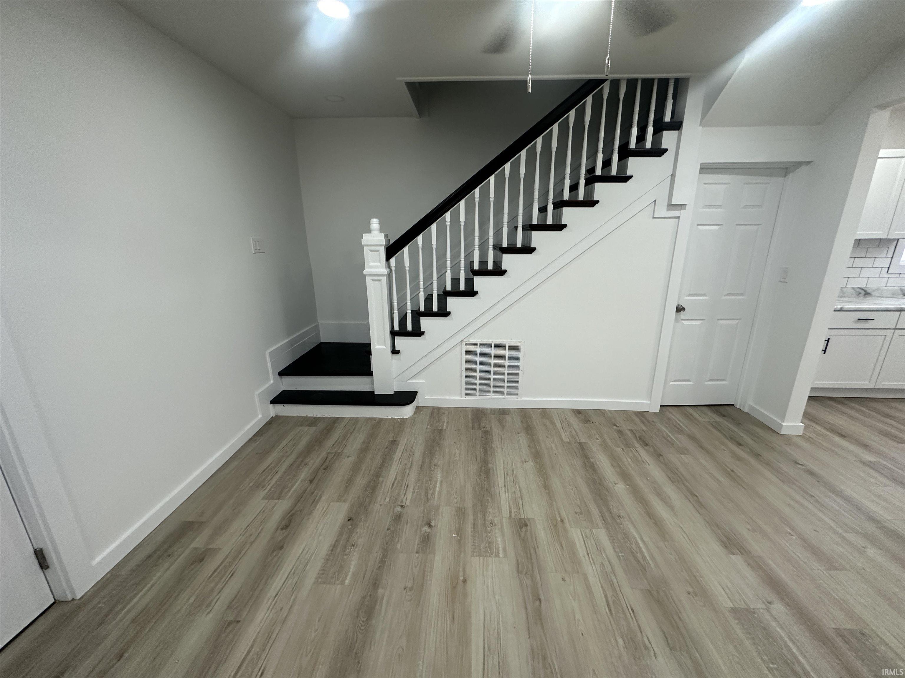 408 L Street Bedford, IN 47421 - Photo 6 of 27