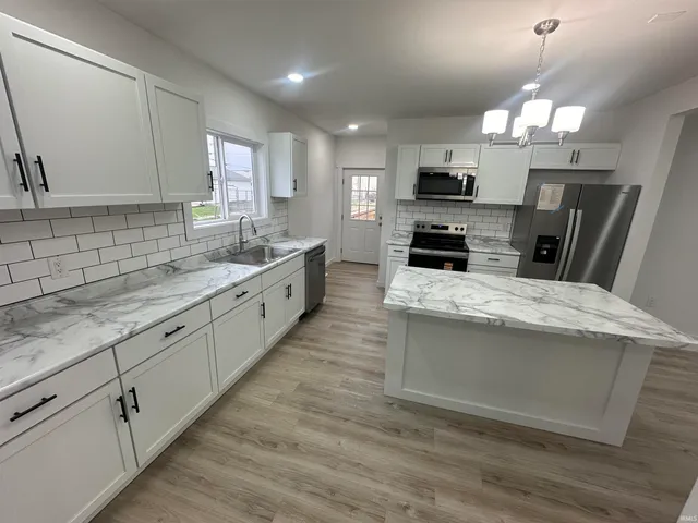 $279,900 | 408 L Street, Bedford, IN 47421