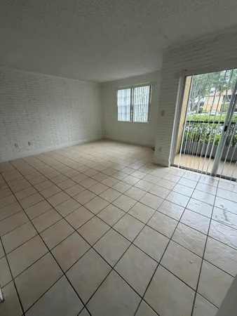 $1,600 | 1285 Southwest 46th Avenue, Unit 2709, Pompano Beach, FL 33069