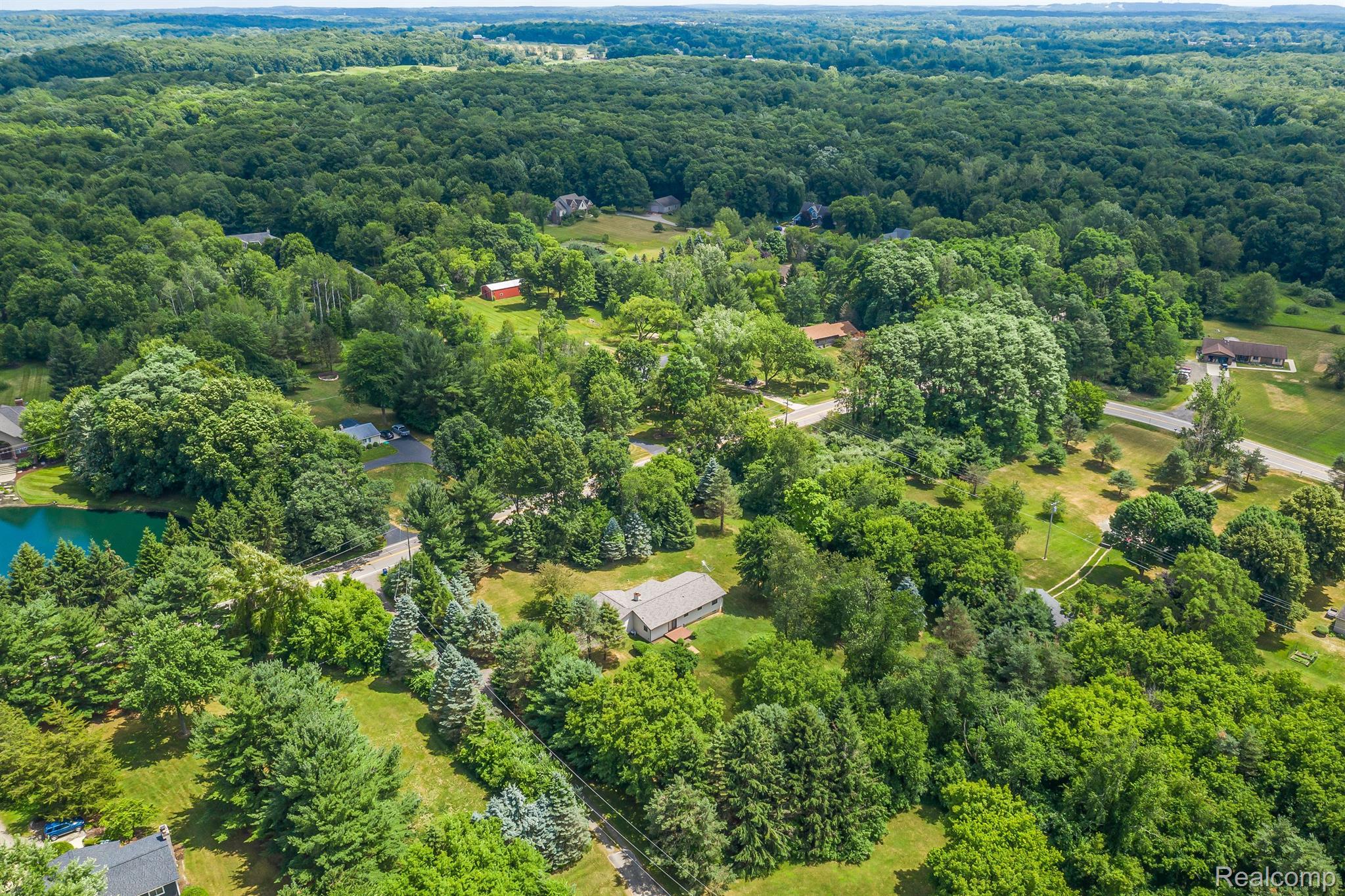 10913 Hibner Road Hartland, MI 48353 - Photo 9 of 10 Gallery Image 9