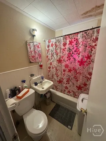 $200,000 | 46 South Parkwood Drive, Savannah, GA 31404