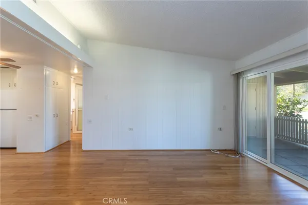 $349,900 | 1180 Oakmont Road, Unit 51H, Seal Beach, CA 90740