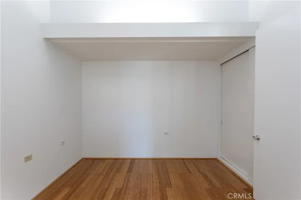 $349,900 | 1180 Oakmont Road, Unit 51H, Seal Beach, CA 90740