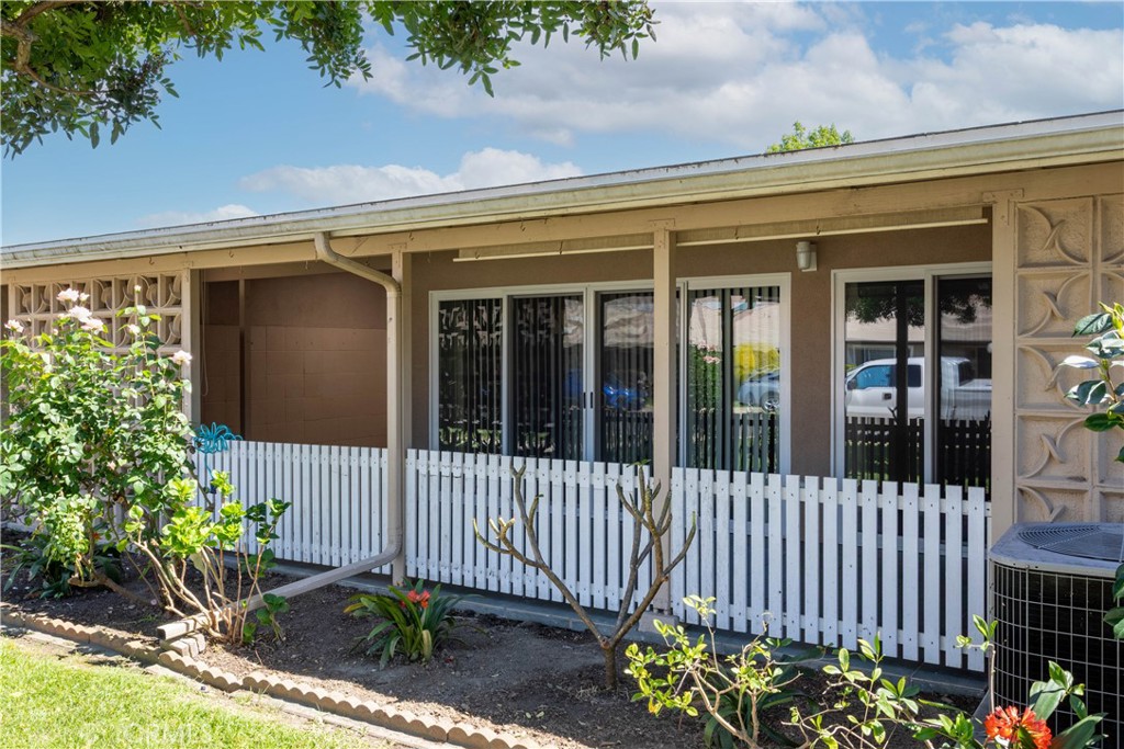 1180 Oakmont Road, Unit 51H Seal Beach, CA 90740 - Photo 10 of 31