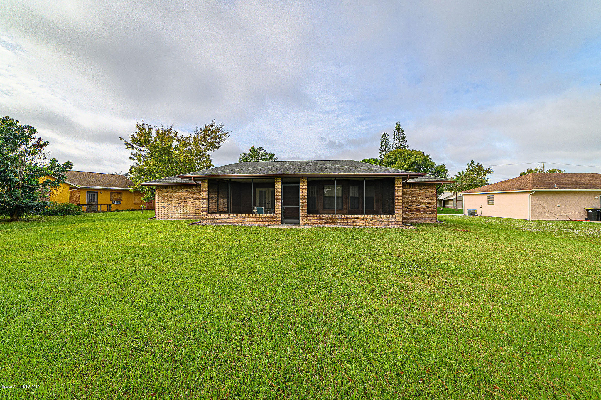 485 Lisa Road Northeast Palm Bay, FL 32907 - Photo 14 of 41 JCP_6664-HDR