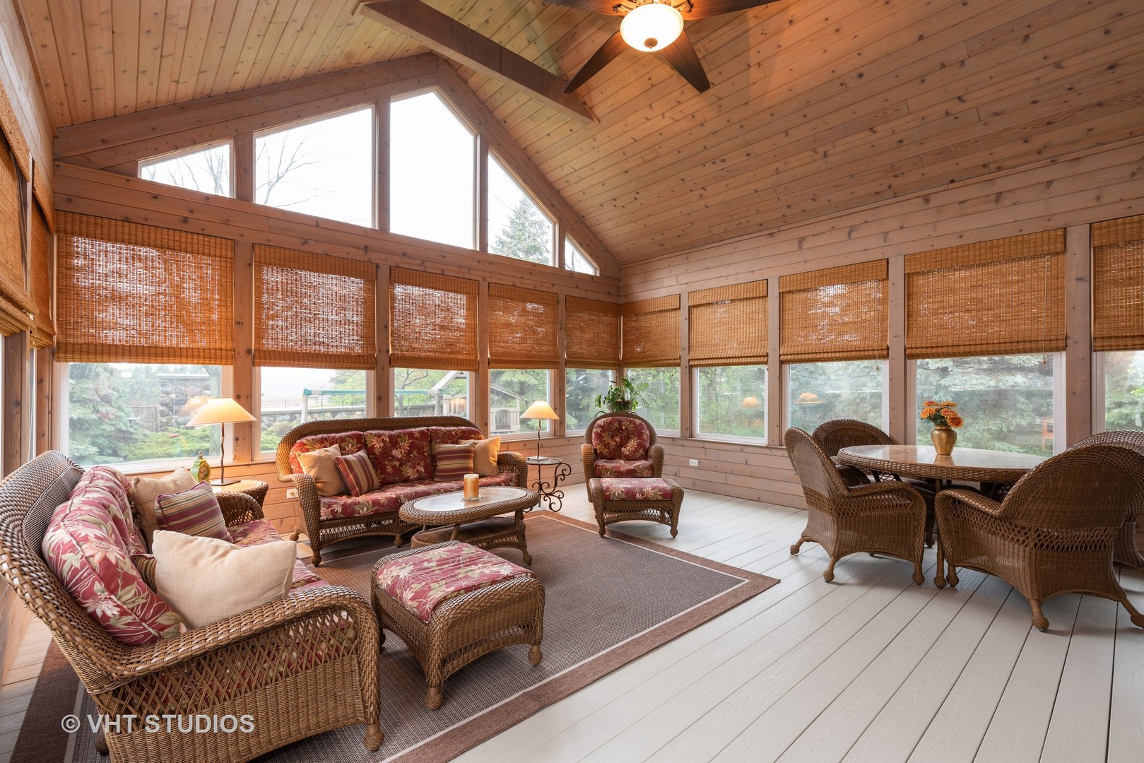 421 Ridge Lane Lake In The Hills, IL 60156 - Photo 7 of 16