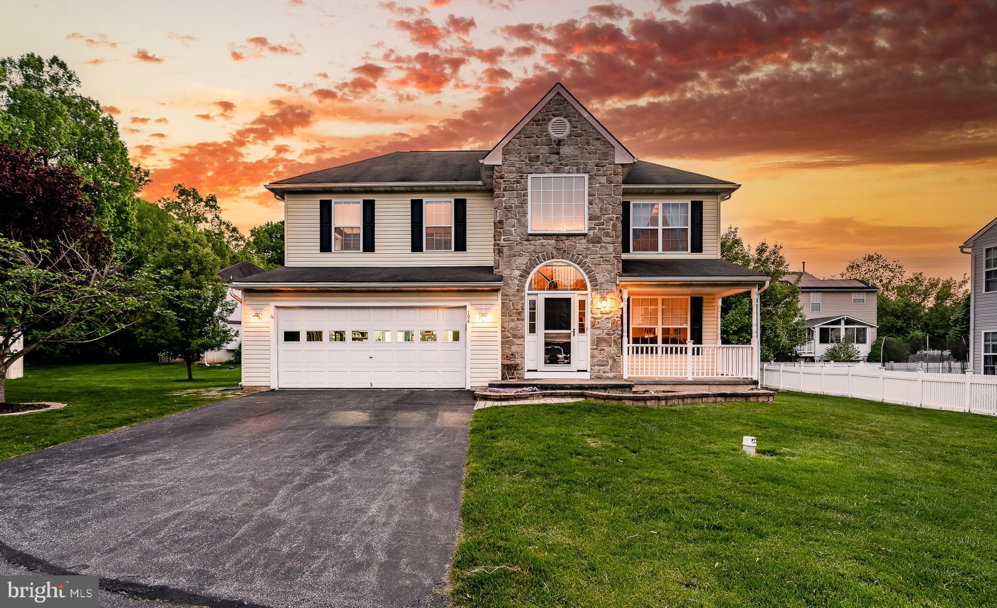 108 Hydrangea Way Coatesville, PA 19320 - Photo 5 of 47
