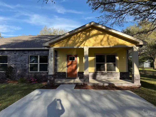 $1,950 | 8636 Messick Street, Unit B, Pensacola, FL 32534