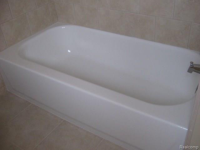 46738 Landings Drive Macomb, MI 48044 - Photo 37 of 52 052 - Copy.JPG