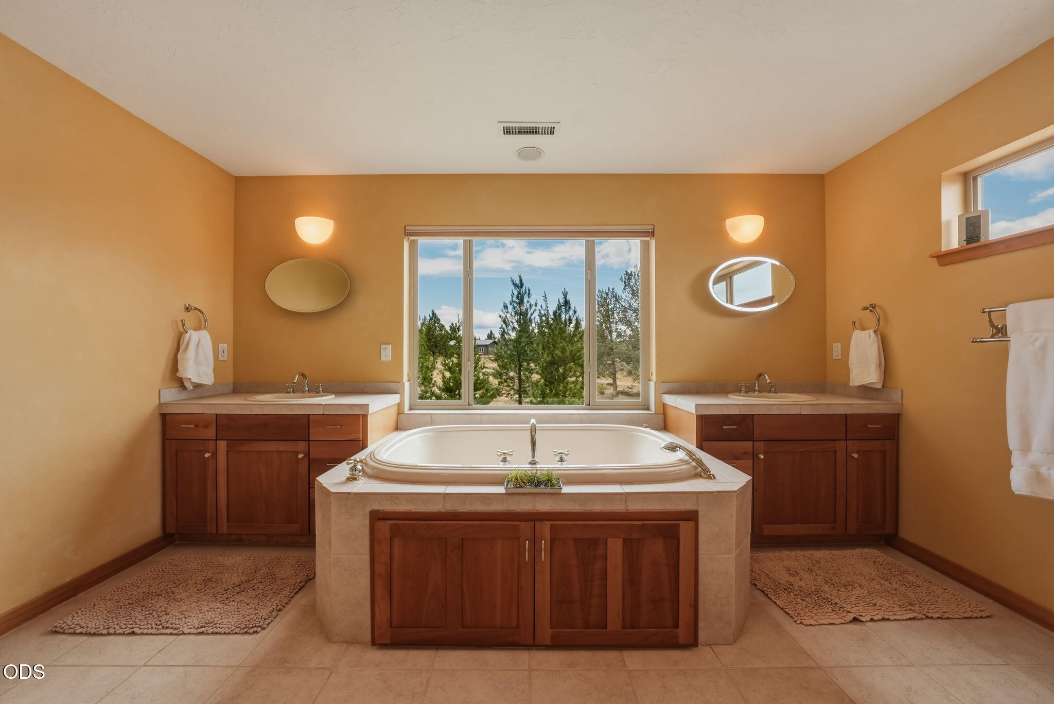 70275 Club Road Sisters, OR 97759 - Photo 26 of 61