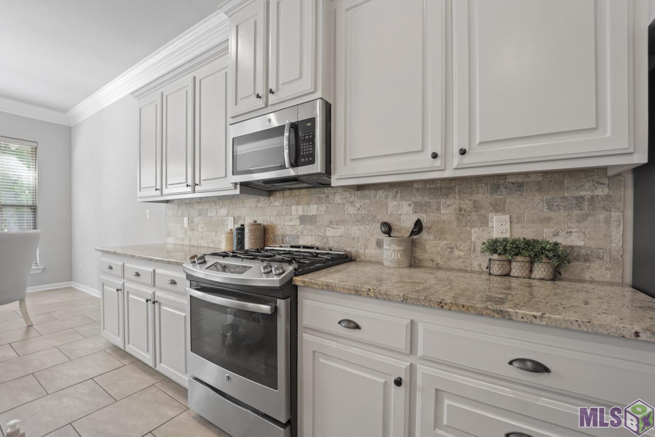8302 Stoneshire Drive Baton Rouge, LA 70818 - Photo 8 of 20