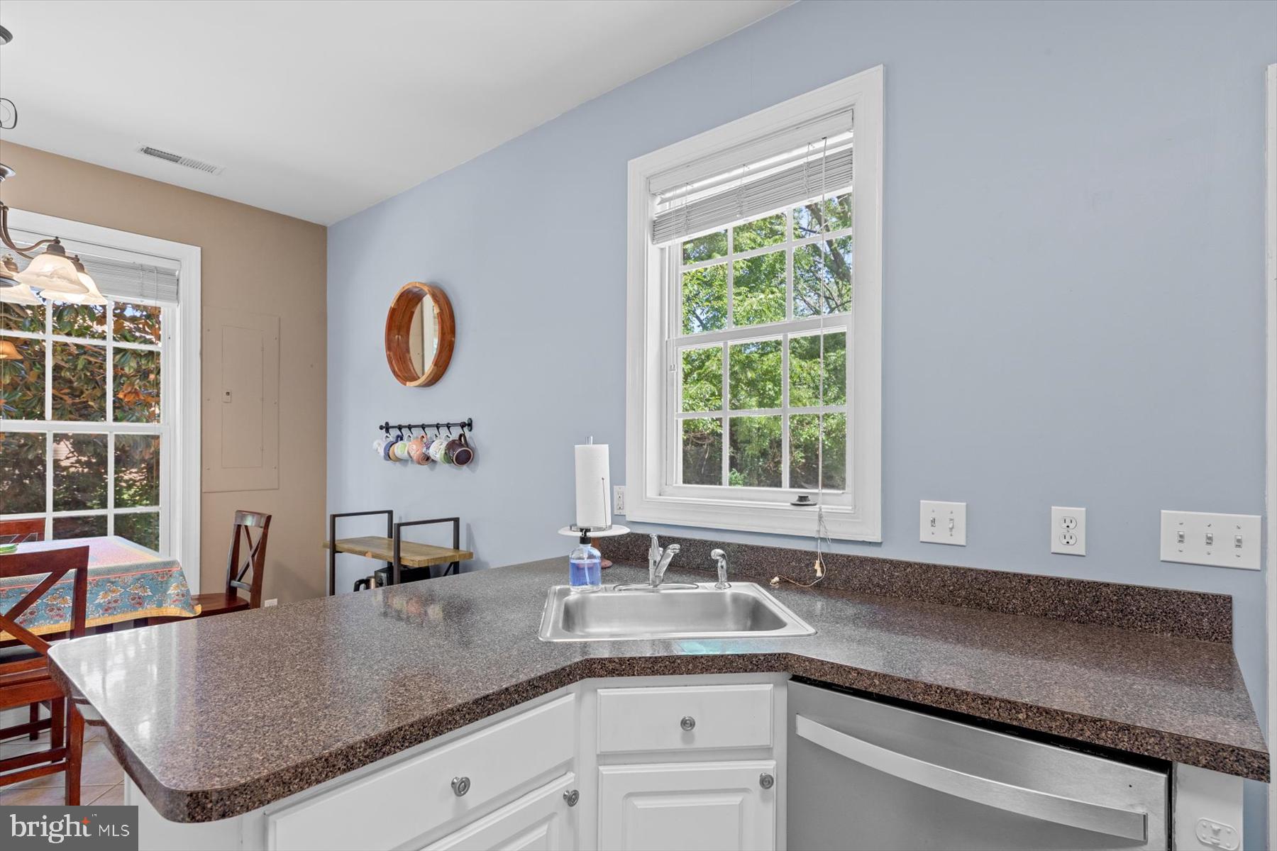 605 Ridge Road Salisbury, MD 21801 - Photo 11 of 61 Bright and inviting kitchen space.