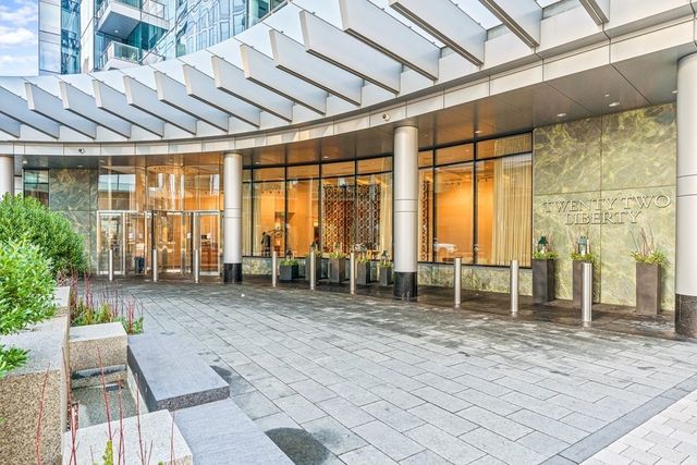 a view of a tall building