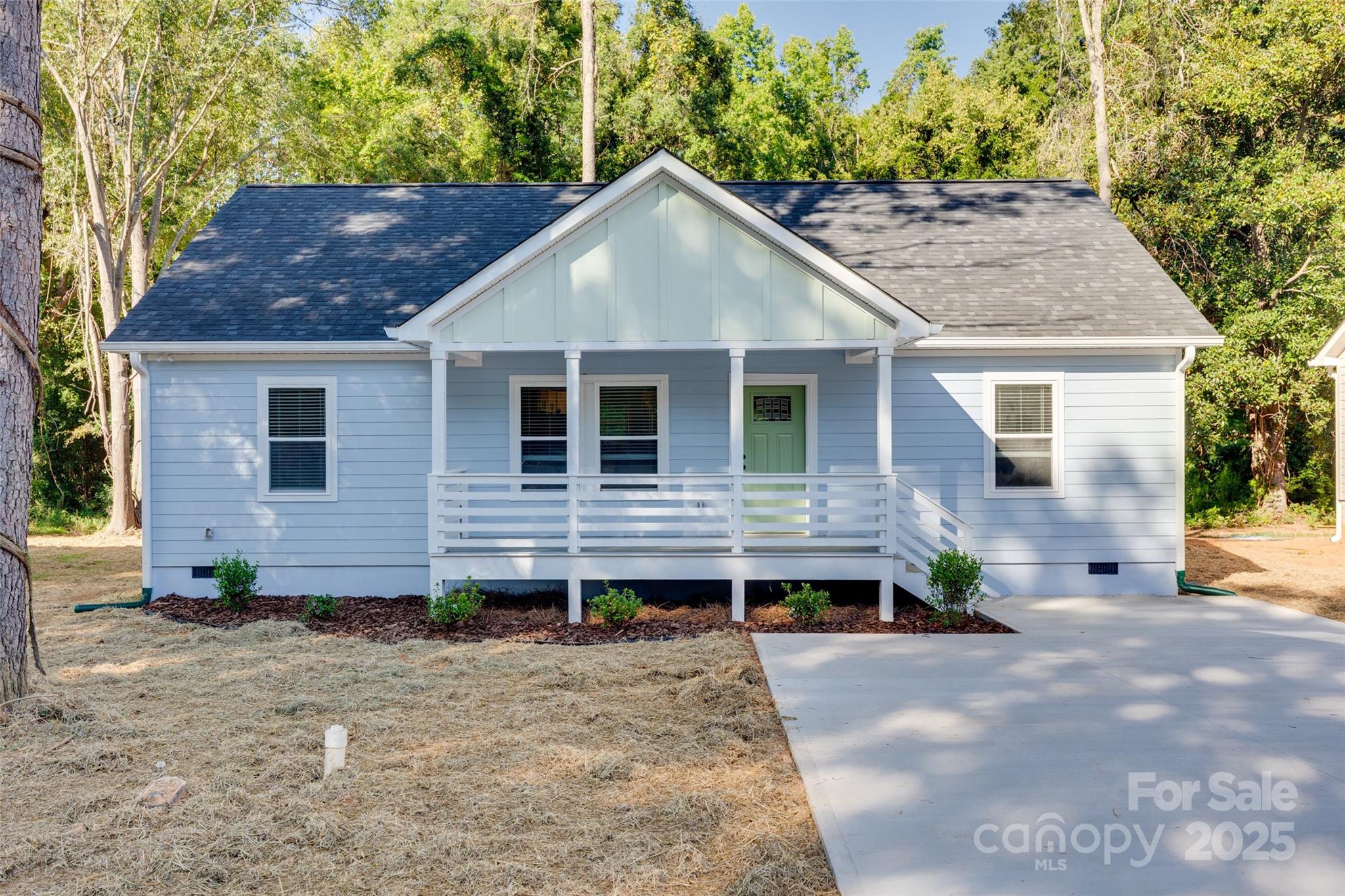 171 William Street York, SC 29745 - Photo 1 of 28 a house that has a yard