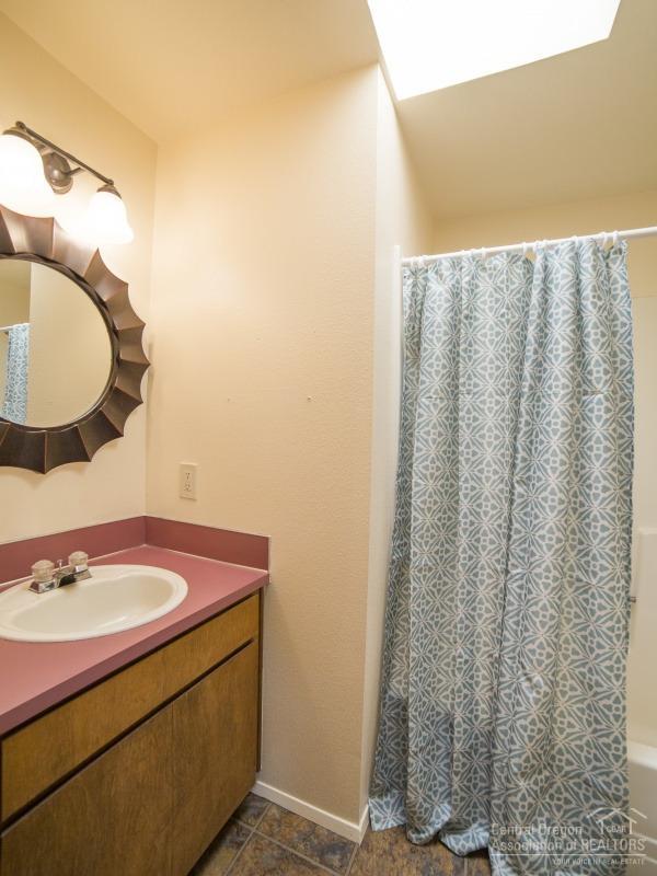 2152 Northeast Wells Acres Road Bend, OR 97701 - Photo 12 of 13 Additional Photo