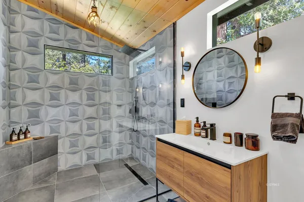 $850,000 | 54370 Pine Crest Avenue, Idyllwild, CA 92549