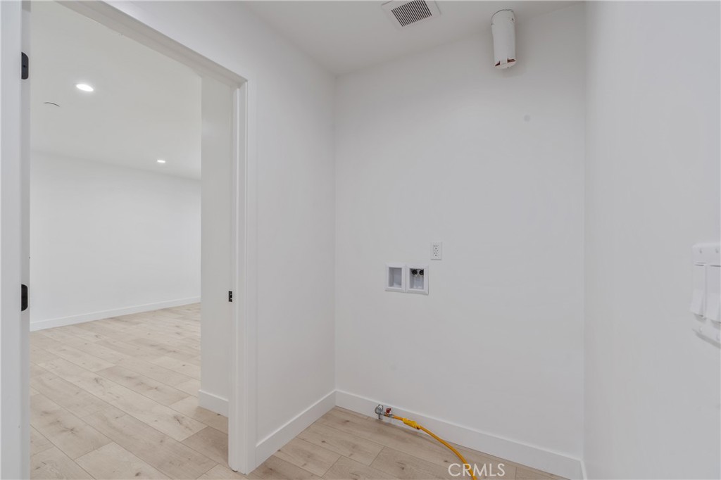 7435 Ranchito Avenue Van Nuys, CA 91405 - Photo 11 of 16 a view of a room