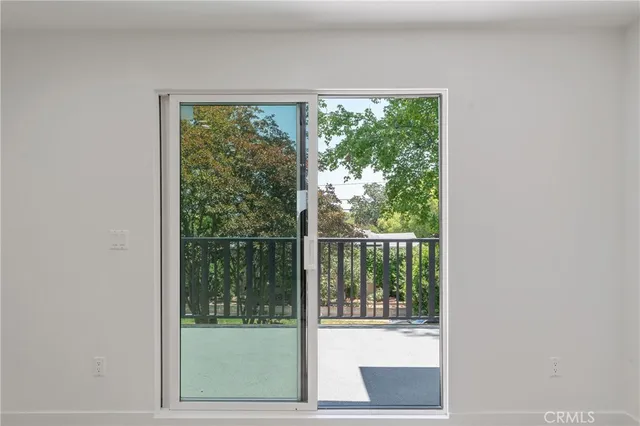 $3,450 | 7435 Ranchito Avenue, Van Nuys, CA 91405