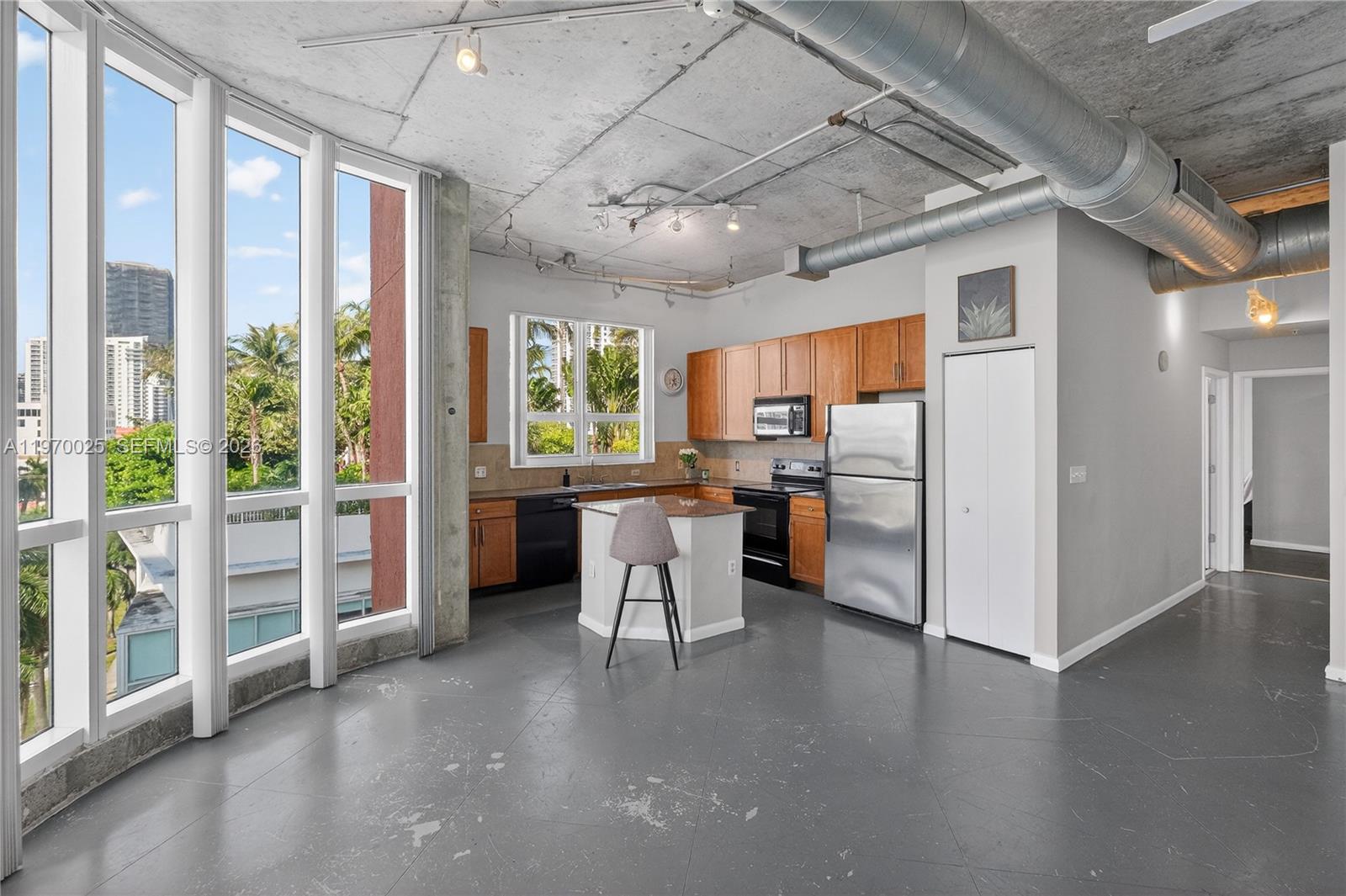 2001 Biscayne Boulevard, Unit 2612 Miami, FL 33137 - Photo 2 of 46