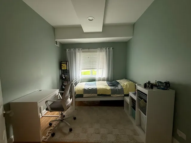 $218,000 | 1463 Mercury Drive, Unit 115, Schaumburg, IL 60193