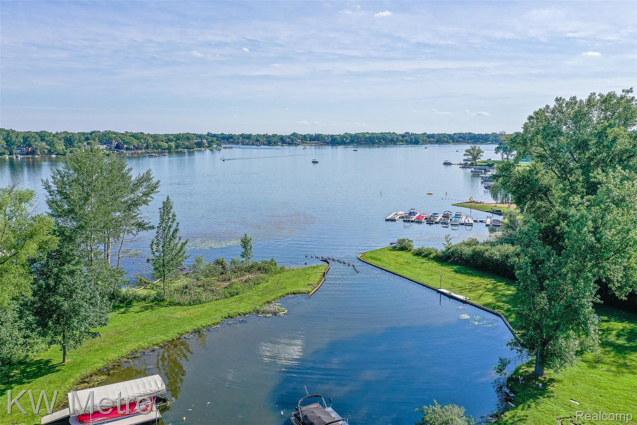 2085 Lone Pine Road Bloomfield Hills, MI 48302 - Photo 55 of 57 2085 Lone Pine Rd-27.jpg
