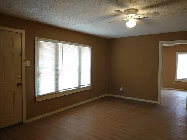 $1,495 | 1325 South 27th Street, Abilene, TX 79602