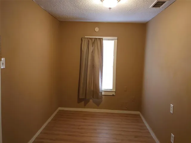 $1,495 | 1325 South 27th Street, Abilene, TX 79602