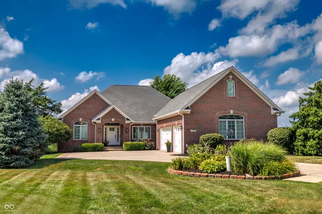 $839,500 | 16483 Valhalla Drive, Noblesville, IN 46060