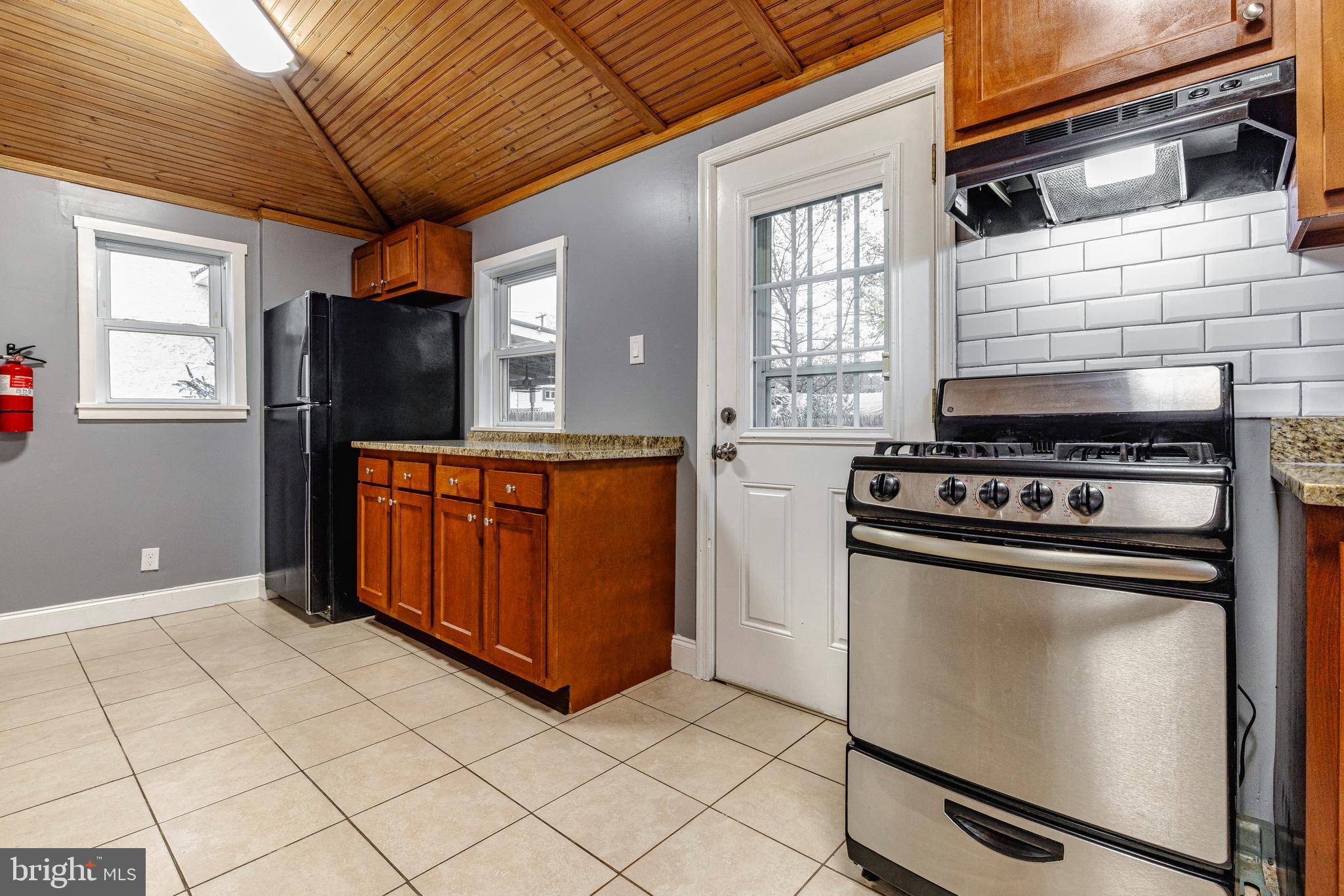 16 Cross Road Clementon, NJ 08021 - Photo 5 of 15