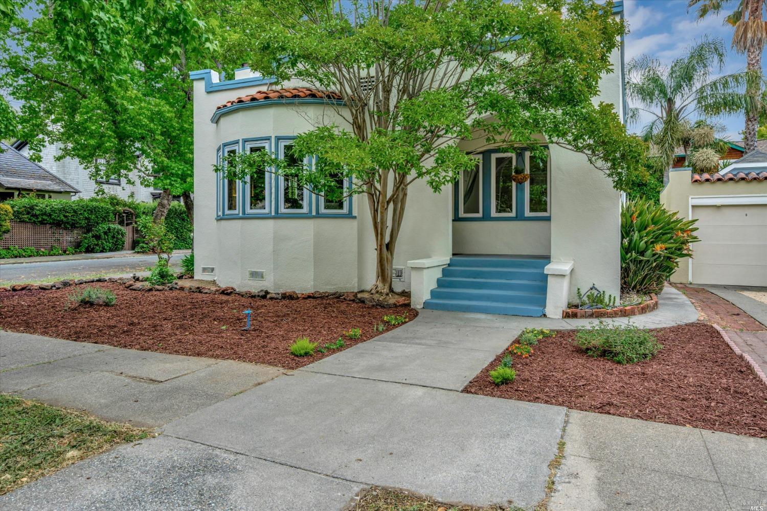4 Eye Street San Rafael, CA 94901 - Photo 1 of 1 a view of a yard with plants and trees
