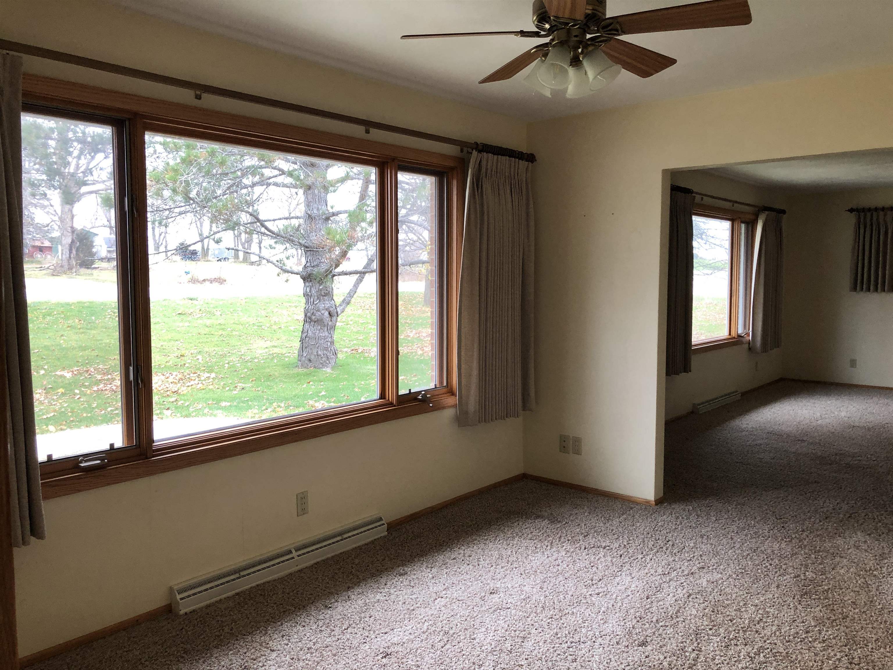 5543 Us Rte 20 West Freeport, IL 61032 - Photo 11 of 33