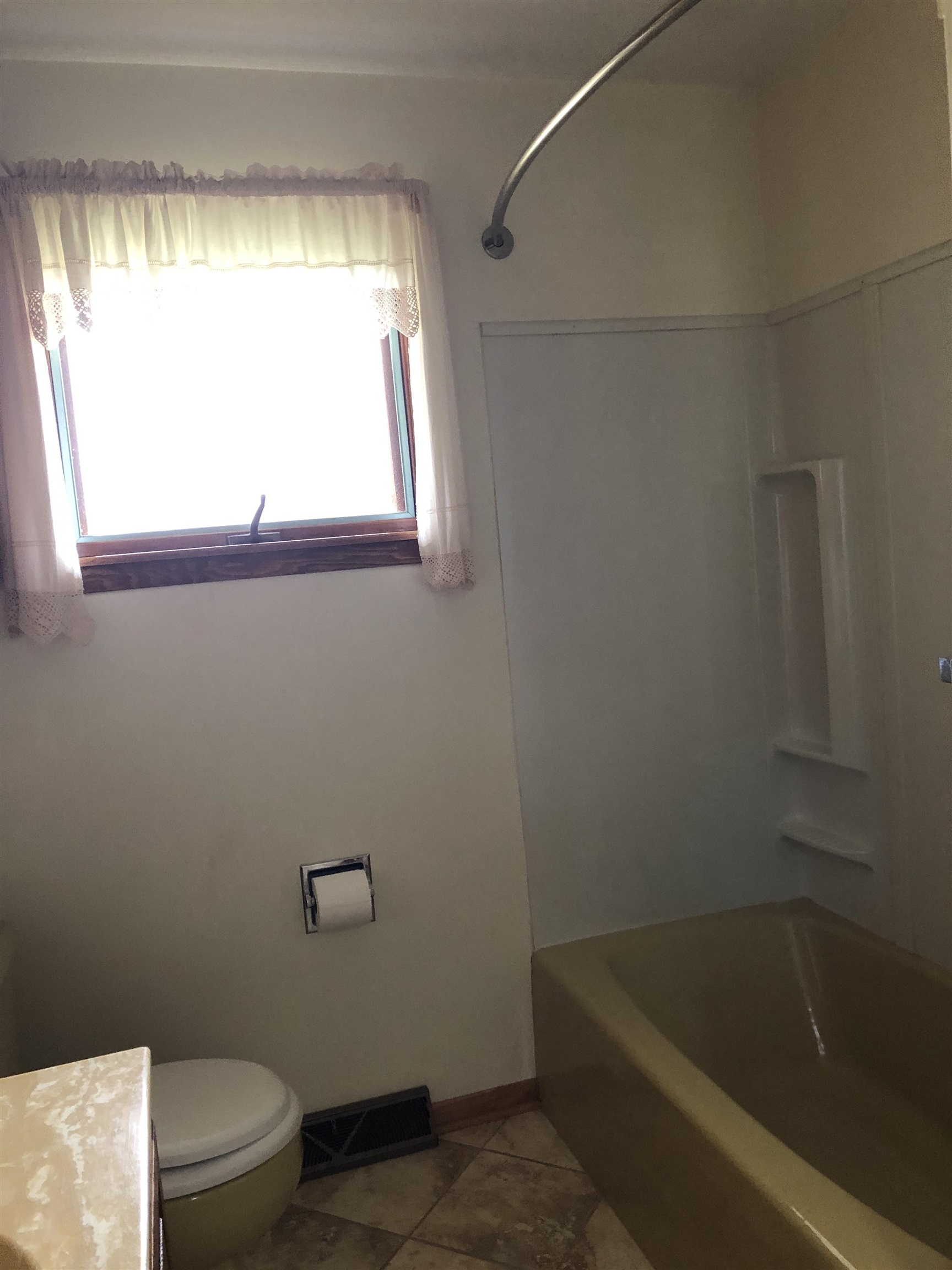 5543 Us Rte 20 West Freeport, IL 61032 - Photo 19 of 33