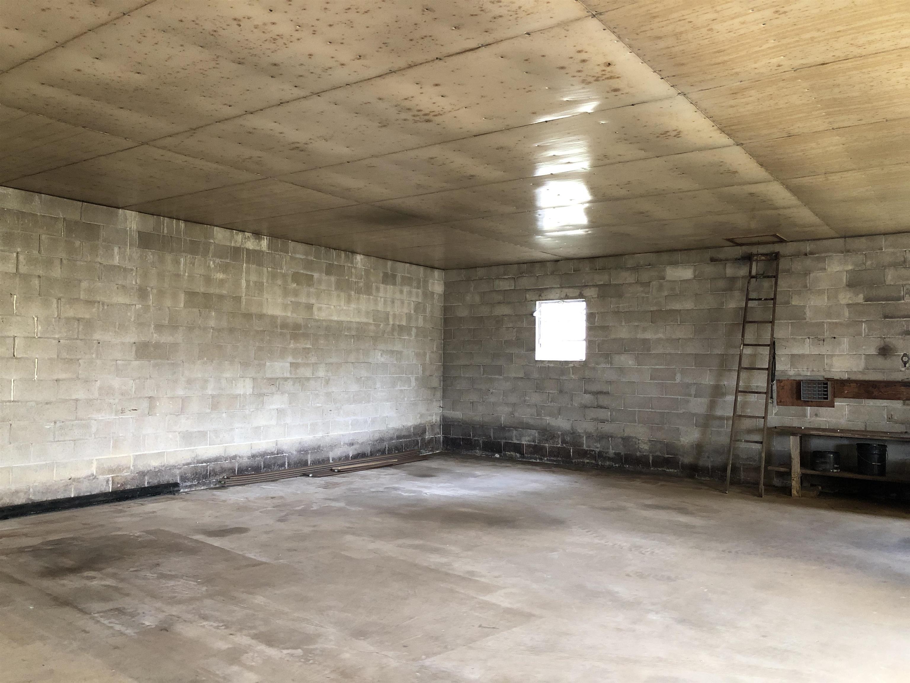 5543 Us Rte 20 West Freeport, IL 61032 - Photo 27 of 33